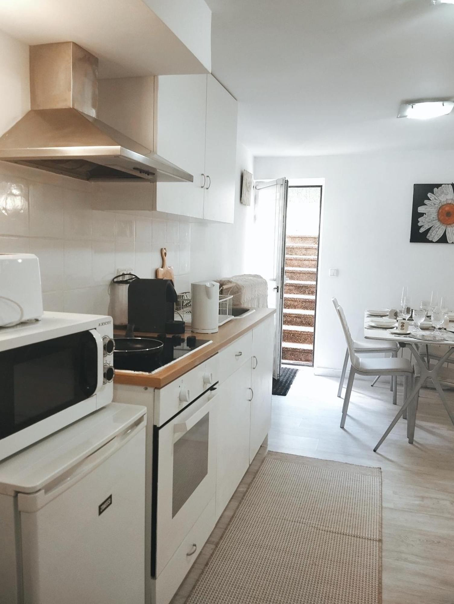 Cool Basement Studio In Hosts House With Private Terrace And Bbq Zizur Mayor Exterior photo